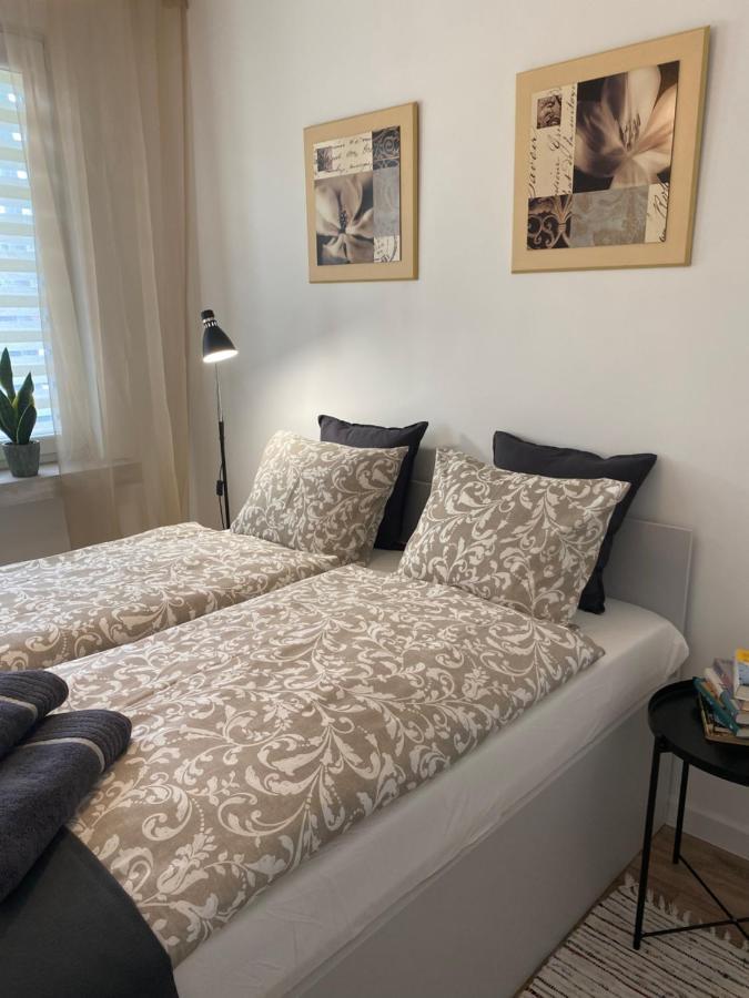 Nowoczesny Apartament w Dzierżoniowie - parter - balkon - pokój + sypialnia Exterior foto